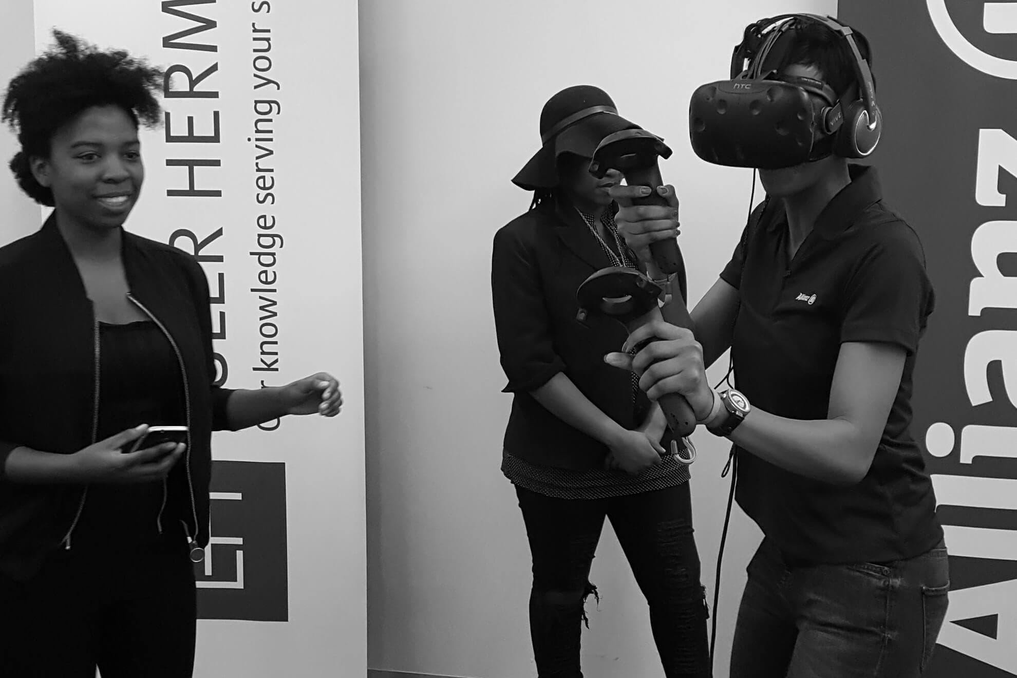 Contact Virtual Reality Rental